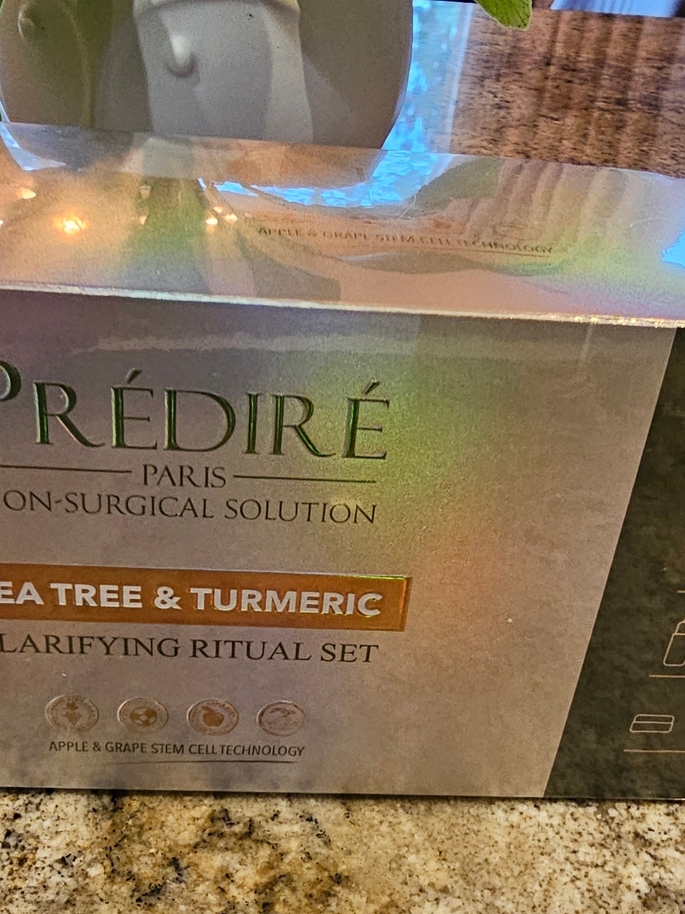 Predire Paris Tea Tree & Turmeric Clarifying Set - Picture 2 of 2